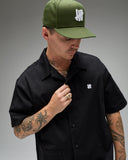 UNDEFEATED TWILL S/S BUTTON DOWN