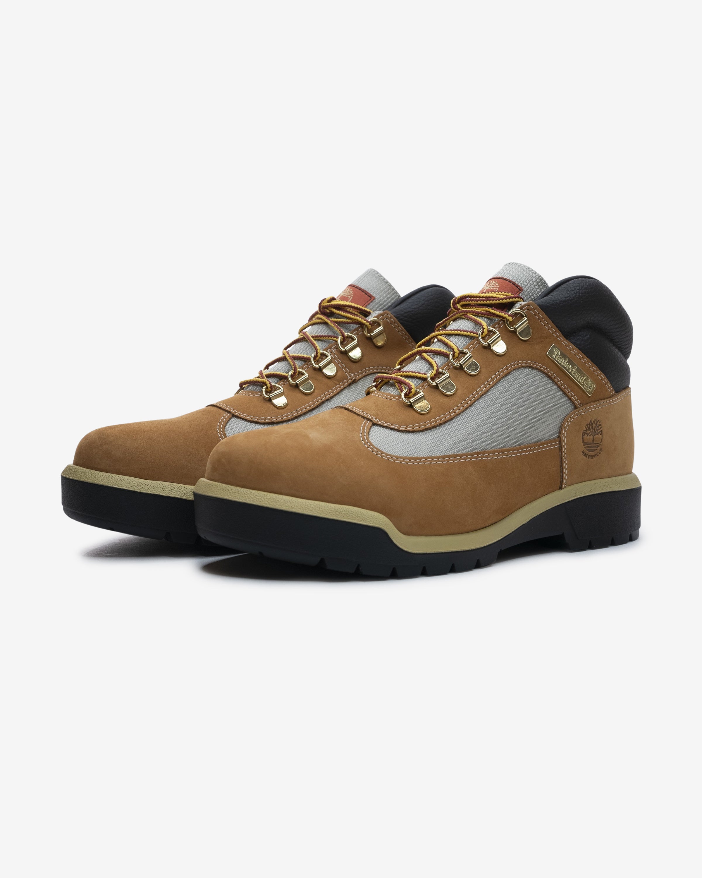 りょーや　WTAPS　UNDEFEATED　TINBERLAND　ブーツ ダブルタップスxティンバーランドのタッグより骨太なコラボ