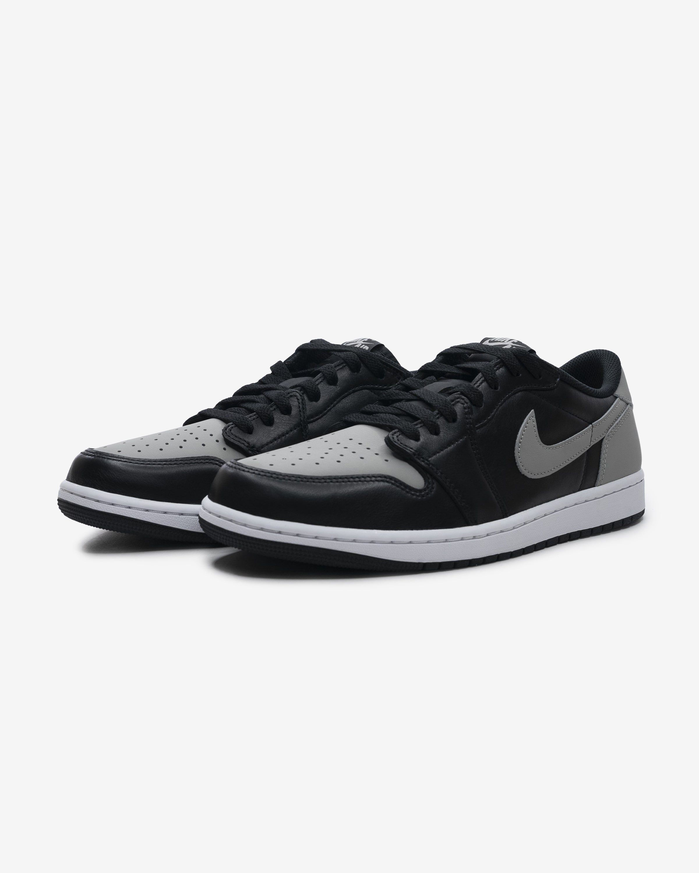 AIR JORDAN 1 RETRO LOW OG – UNDEFEATED JAPAN