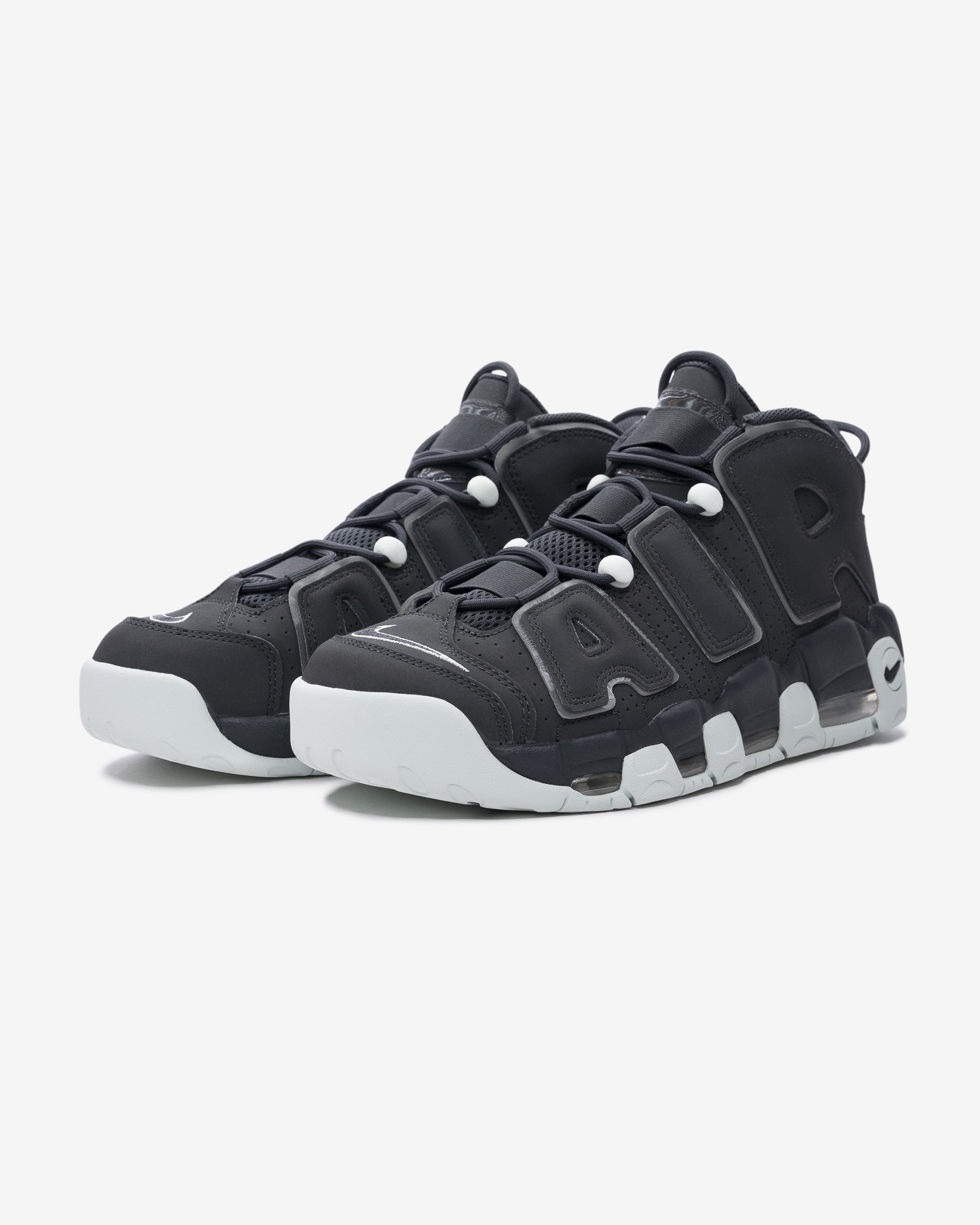 NIKE AIR MORE UP TEMPO '96 – UNDEFEATED JAPAN