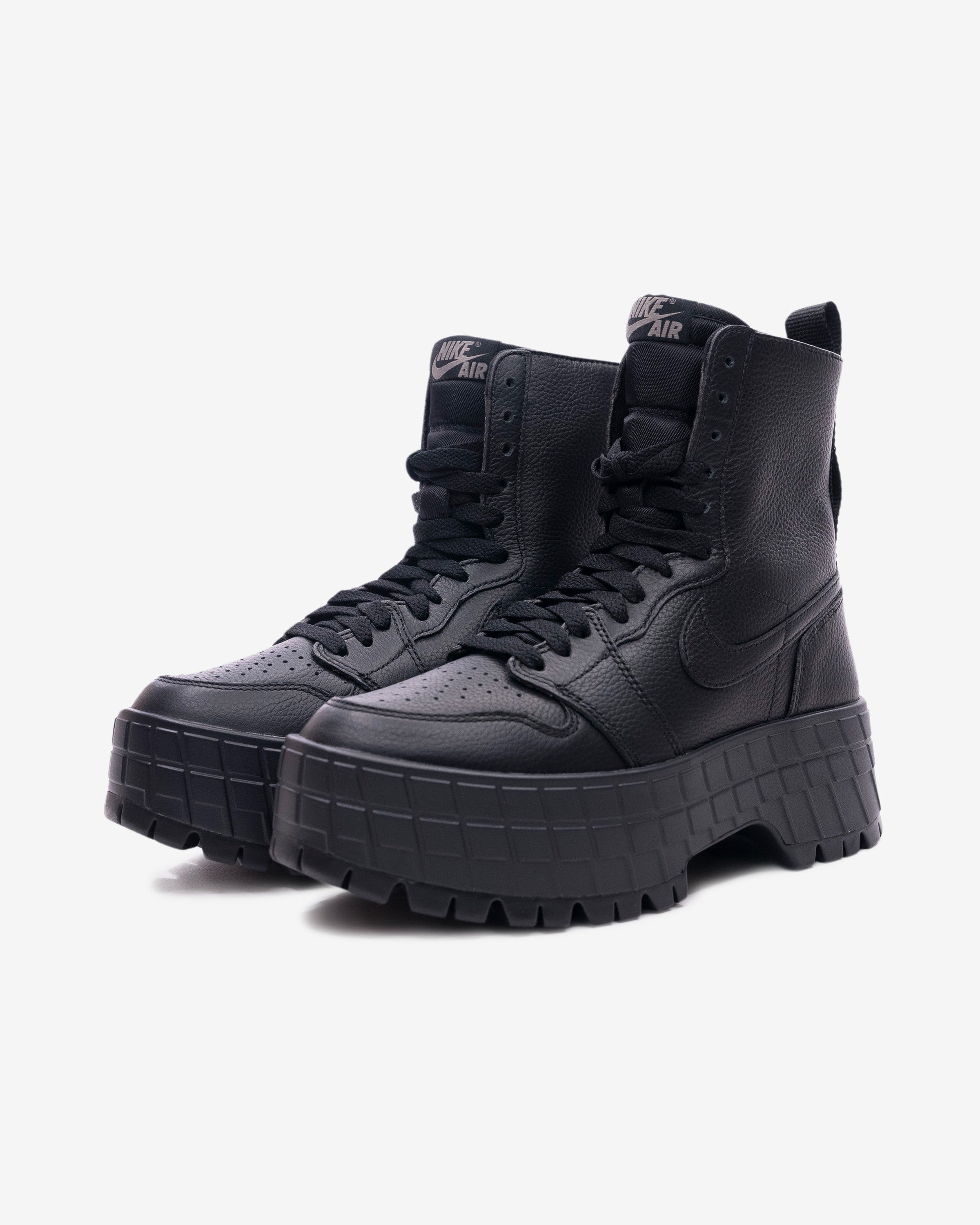 WMNS AIR JORDAN 1 BROOKLYN â UNDEFEATED JAPAN