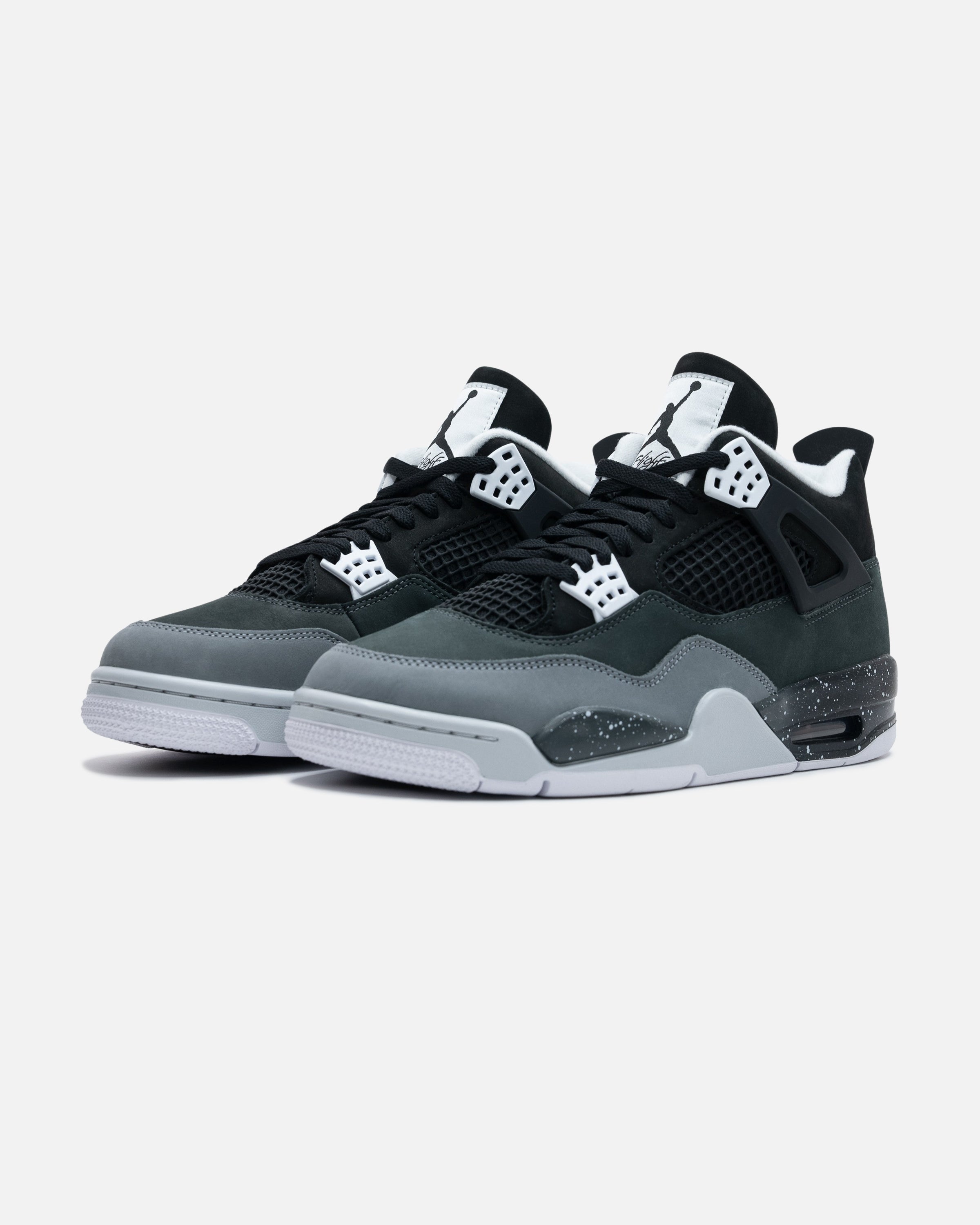 AIR JORDAN 4 RETRO – UNDEFEATED JAPAN