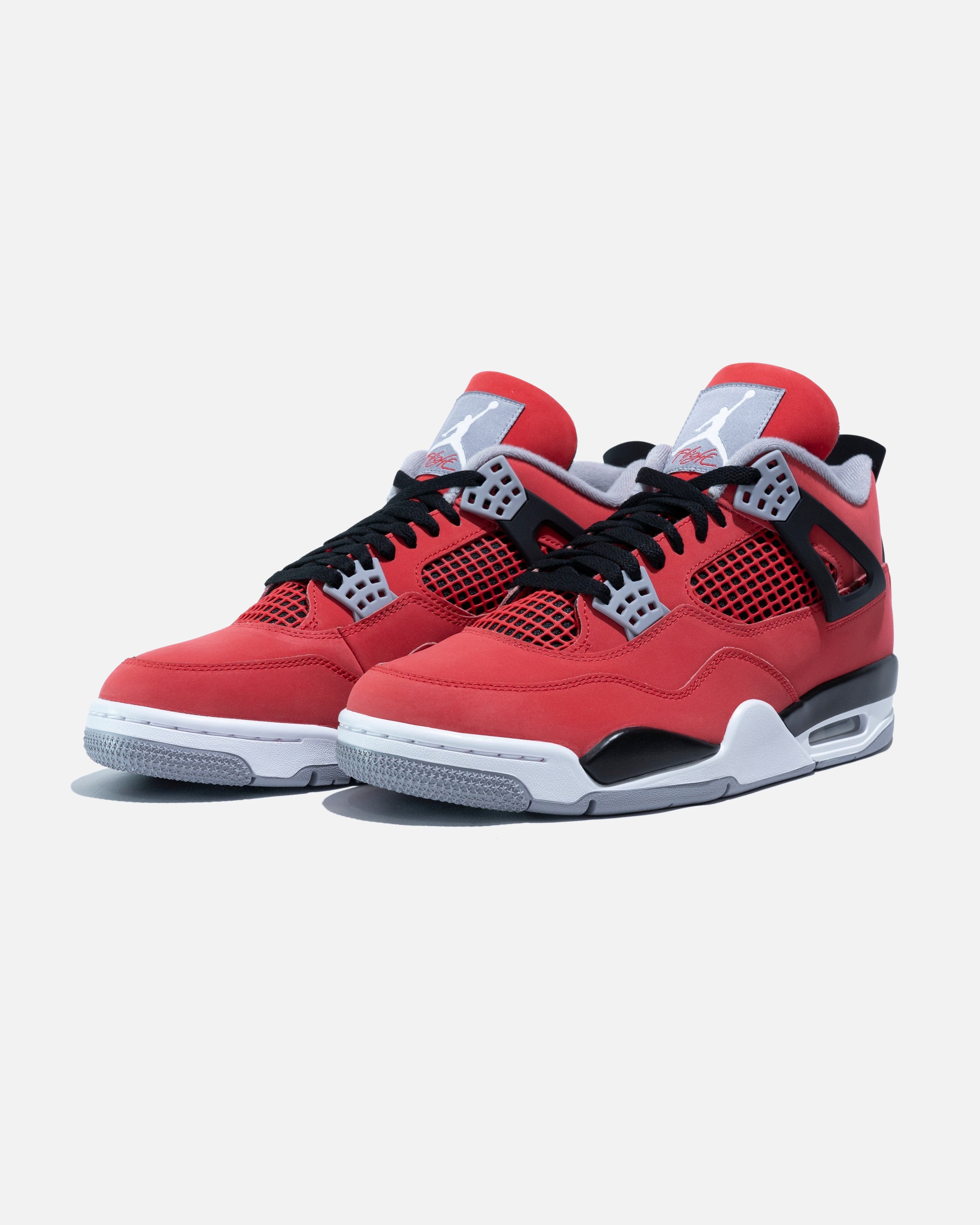 AIR JORDAN 4 RETRO – UNDEFEATED JAPAN