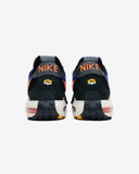 NIKE AIR MAX WAFFLE SP