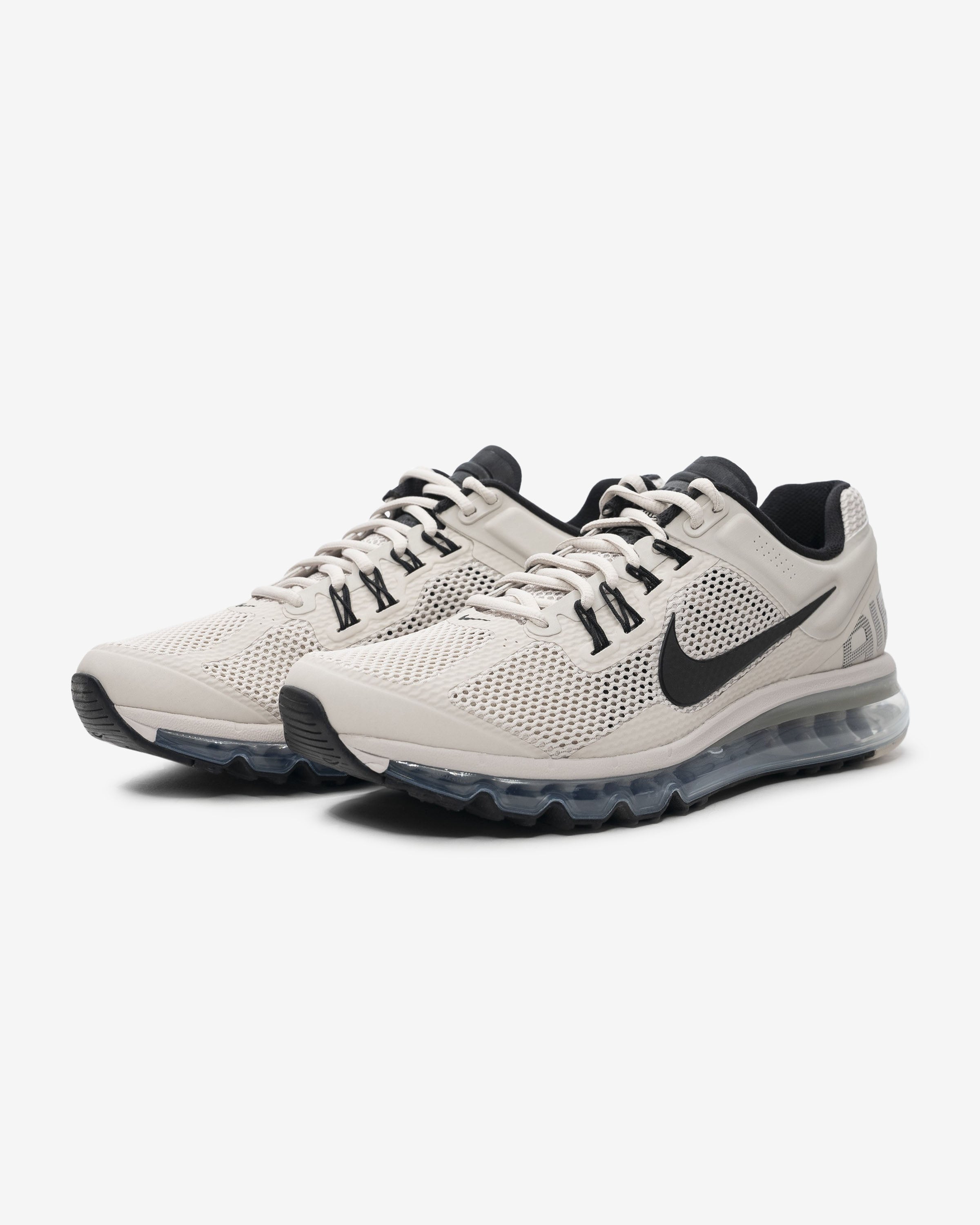 マツケン53 NIKE AIR MAX 2013 – UNDEFEATED JAPAN