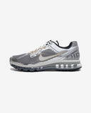 NIKE AIR MAX 2013