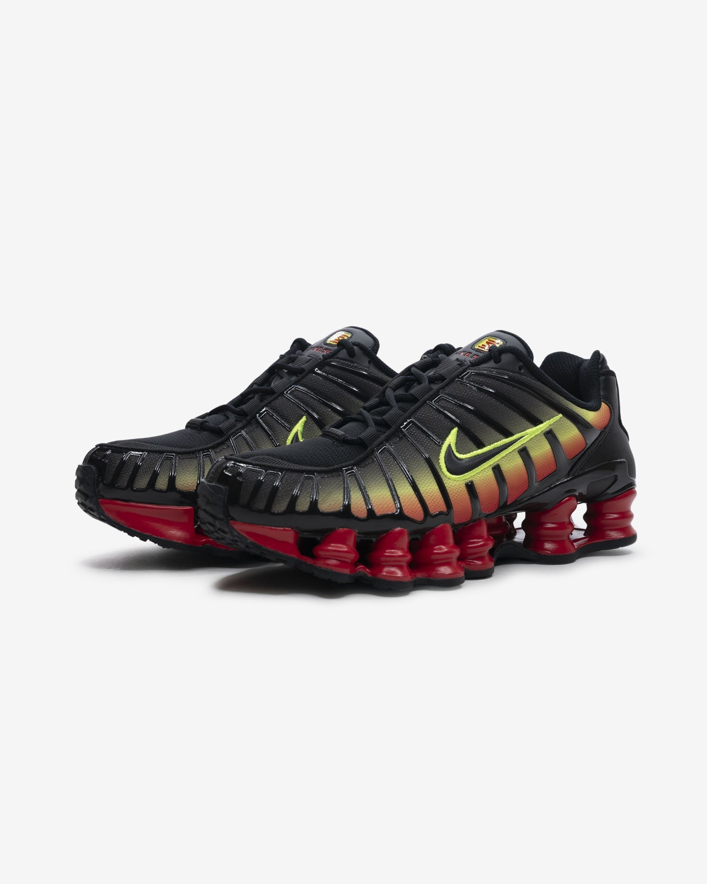 NIKE WMNS SHOX TL – UNDEFEATED JAPAN