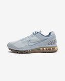 NIKE AIR MAX 2013