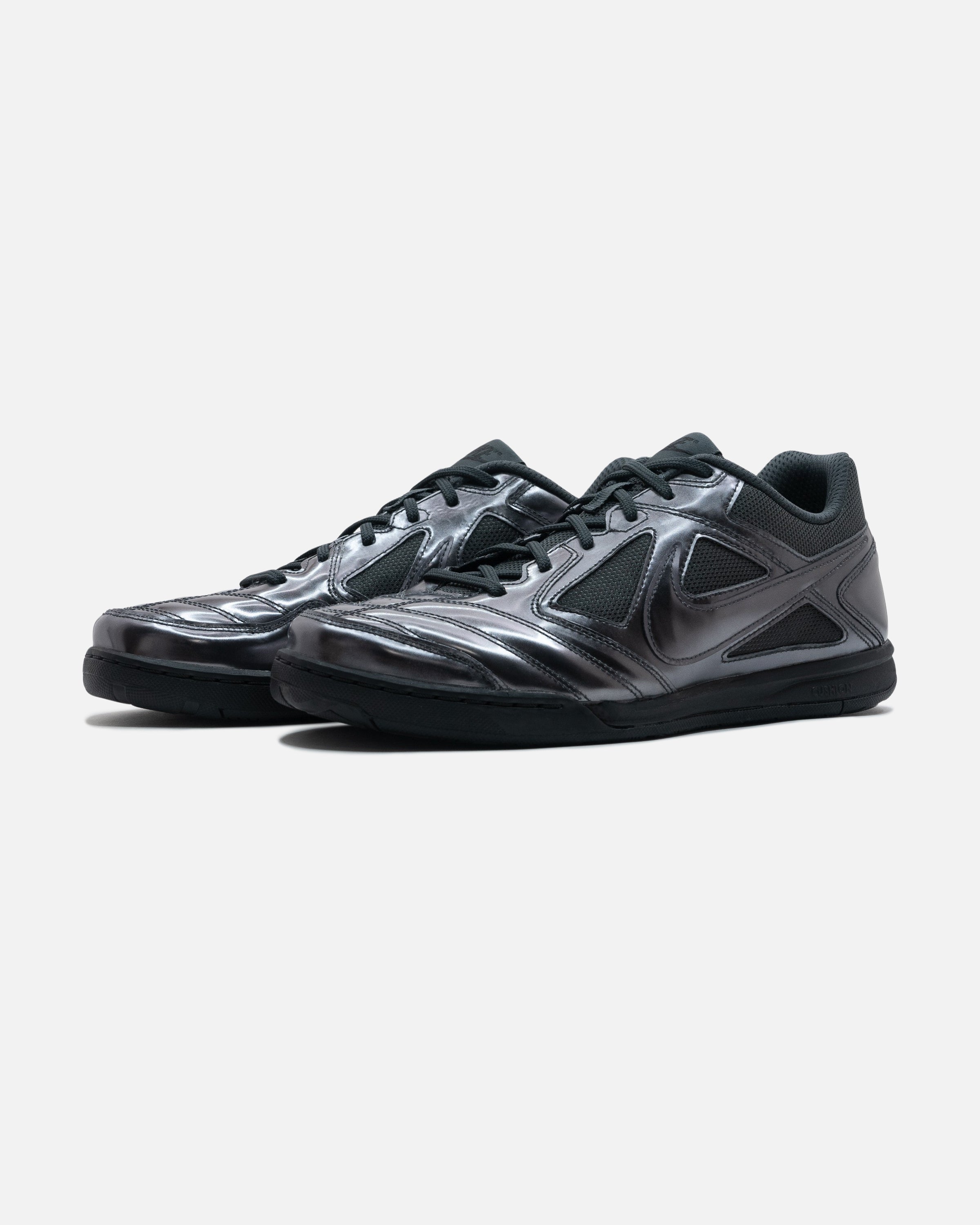 NIKE GATO LV8 – UNDEFEATED JAPAN