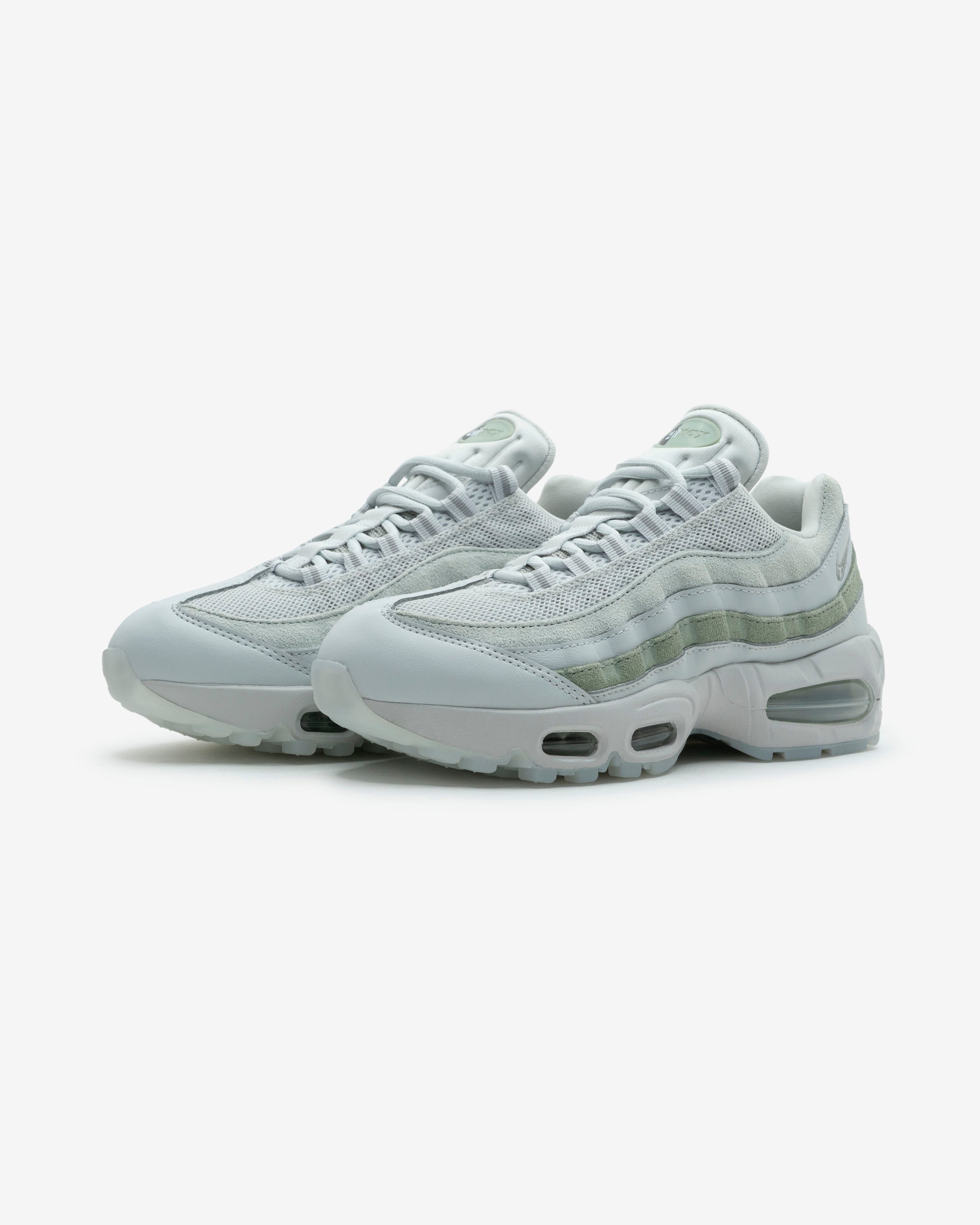 NIKE WMNS AIR MAX 95 – UNDEFEATED JAPAN