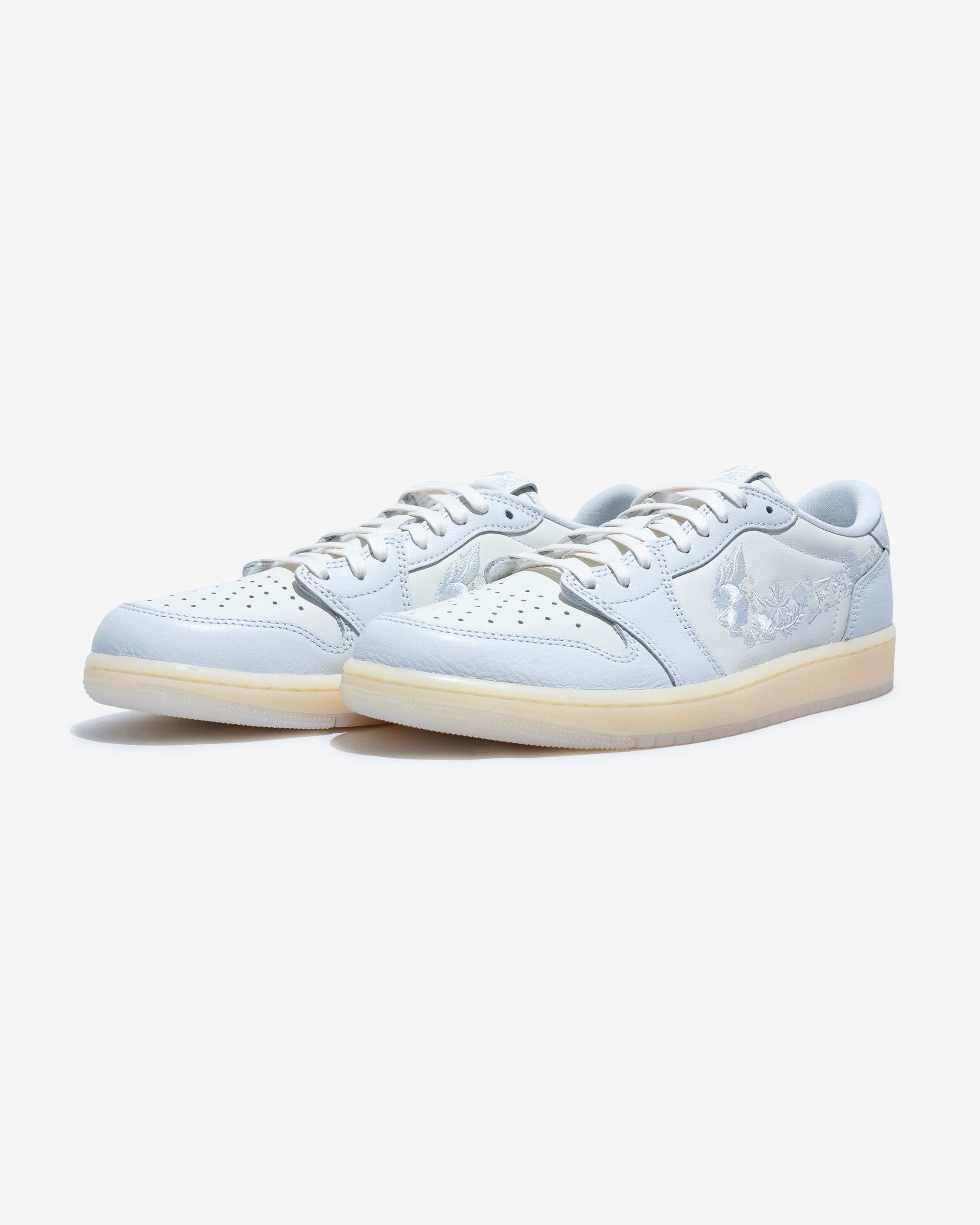 AIR JORDAN 1 RETRO LOW OG – UNDEFEATED JAPAN