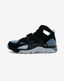 NIKE AIR TRAINER HUARACHE