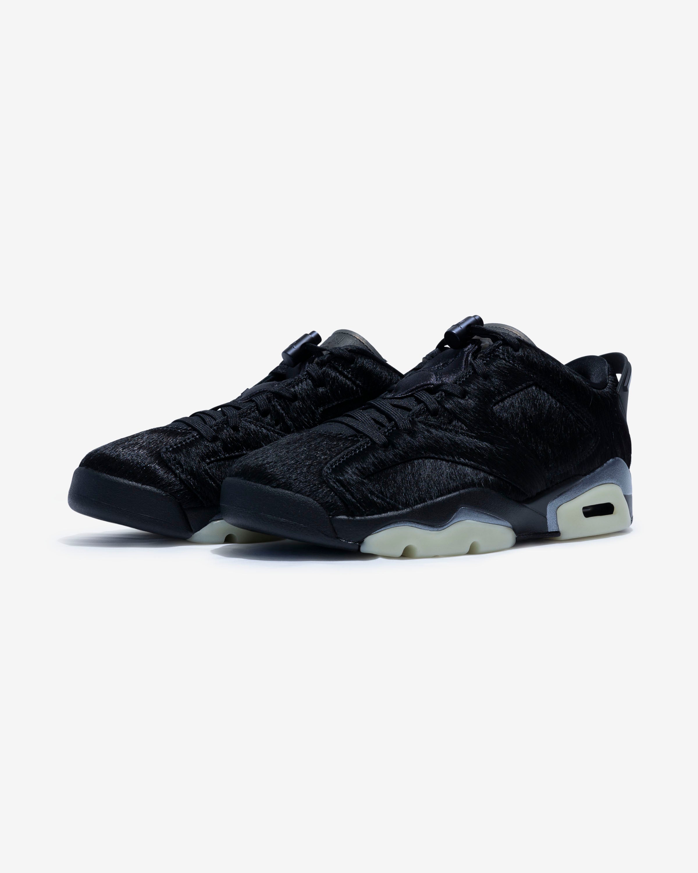 NIKE WMNS AIR JORDAN 6 LOW – UNDEFEATED JAPAN