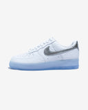 NIKE AIR FORCE 1 '07