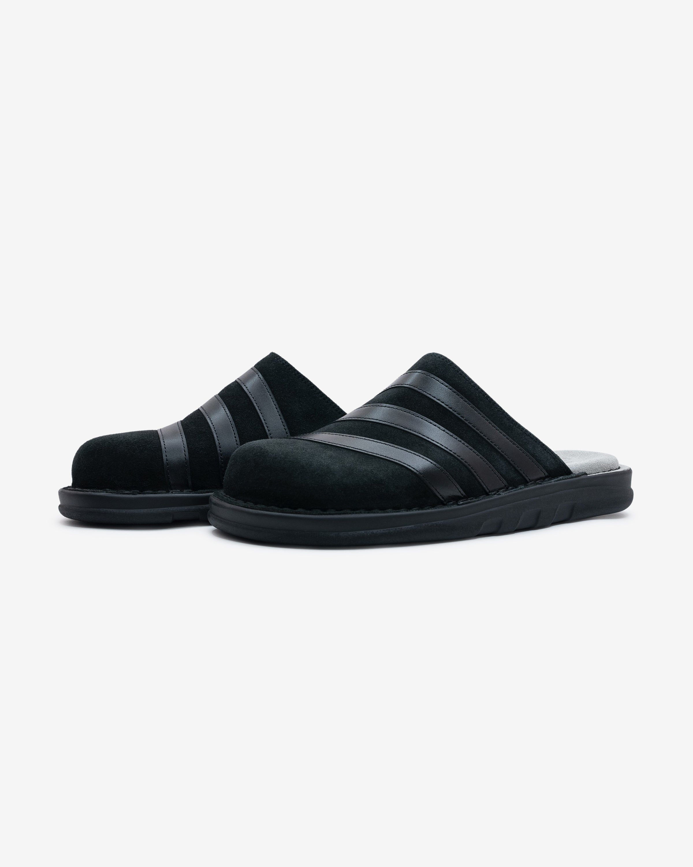 adidas ADICLOG – UNDEFEATED JAPAN