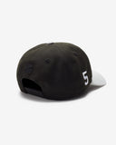 UNDEFEATED 2-TONE ARCH SNAPBACK