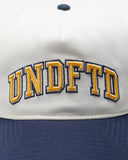 UNDEFEATED 2-TONE ARCH SNAPBACK