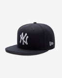UNDEFEATED X NE NEW YORK YANKEES