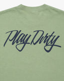 UNDEFEATED SCRIPT S/S TEE