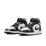 WMNS AIR JORDAN 1 MID