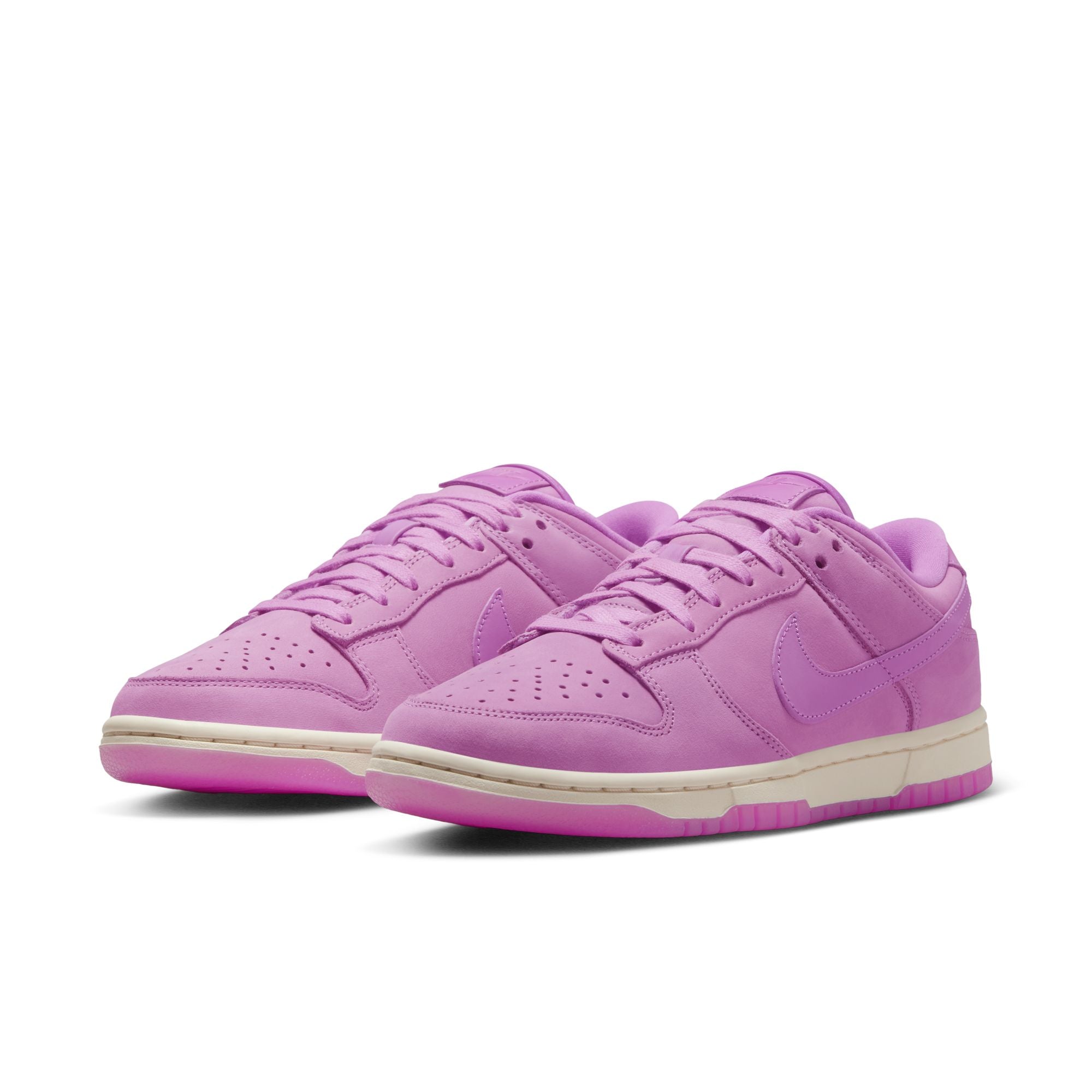 NIKE WMNS DUNK LOW PRM MF – UNDEFEATED JAPAN