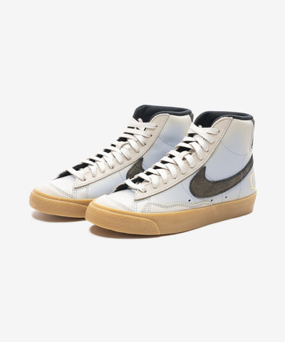 NIKE WMNS BLAZER MID '77 PRM