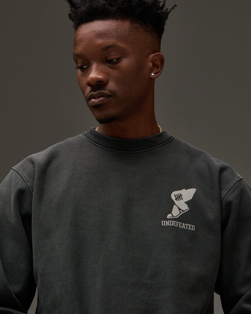 UNDEFEATED TRACK CREWNECK