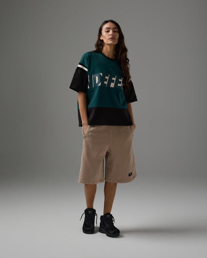 UNDEFEATED SEAMED SWEAT SHORT