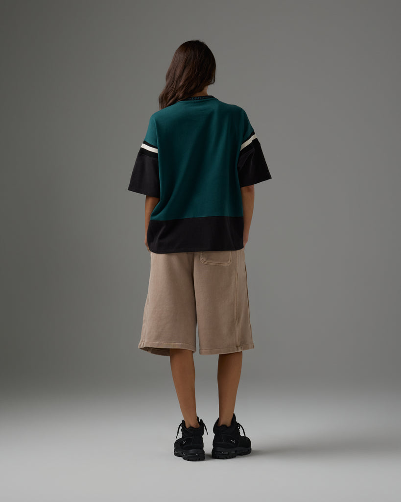 UNDEFEATED PANELED S/S TEE