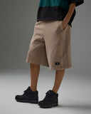 UNDEFEATED SEAMED SWEAT SHORT