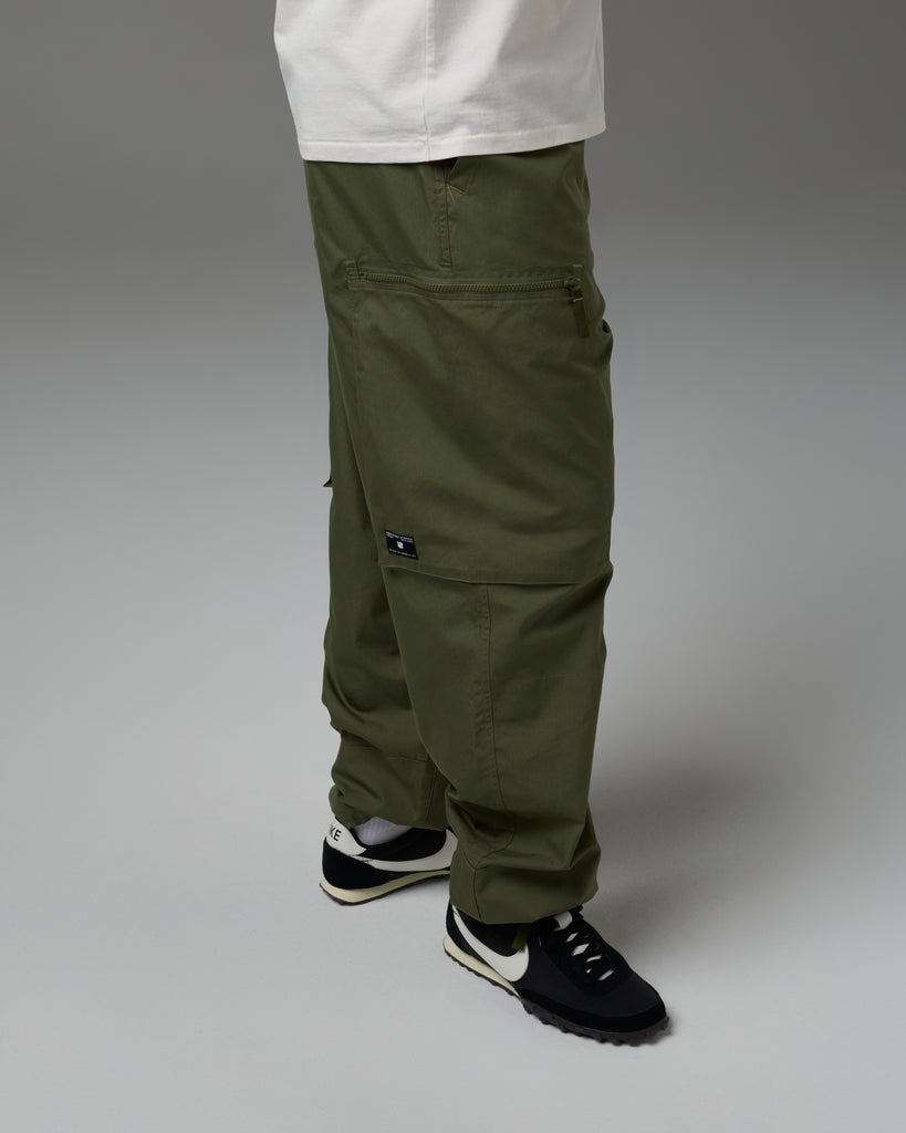 UNDEFEATED SHELL CARGO PANT