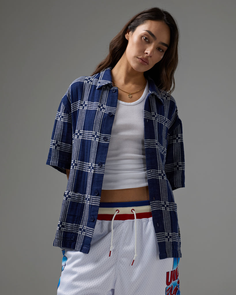 UNDEFEATED PLAID S/S BUTTON DOWN