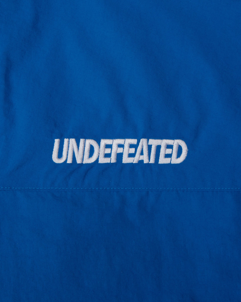 UNDEFEATED MOUNTAIN WINDBREAKER