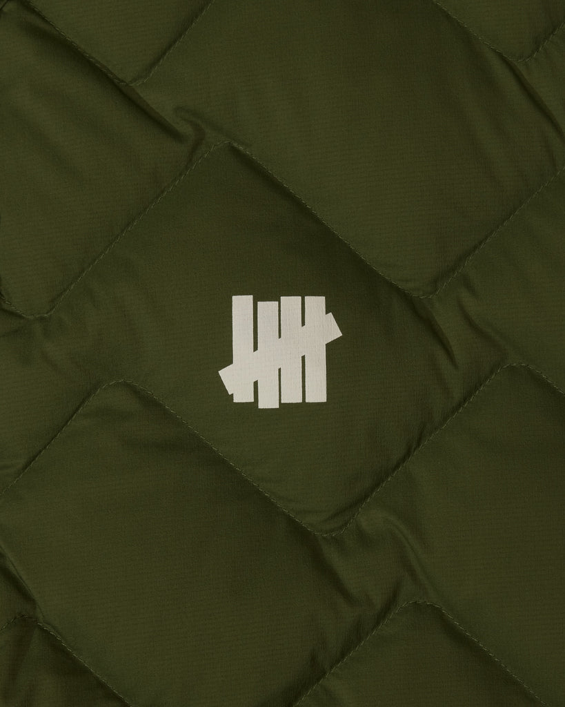 UNDEFEATED QUILTED DOWN VEST