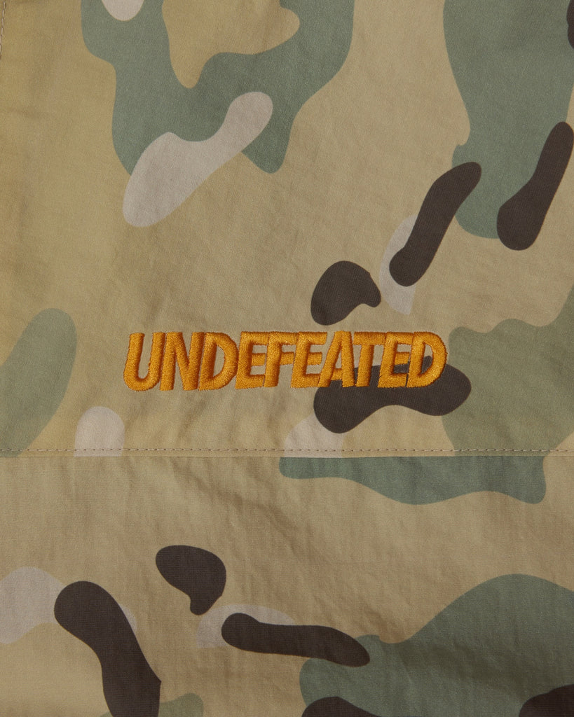 UNDEFEATED MOUNTAIN WINDBREAKER