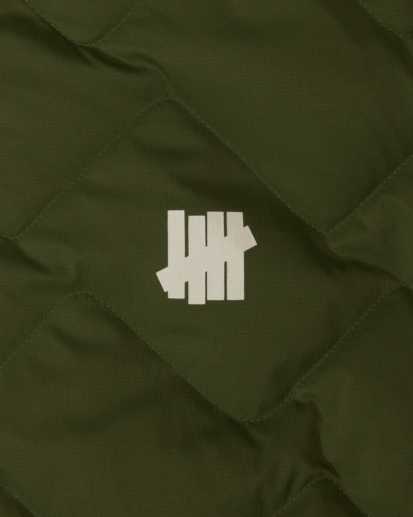 UNDEFEATED QUILTED DOWN JACKET