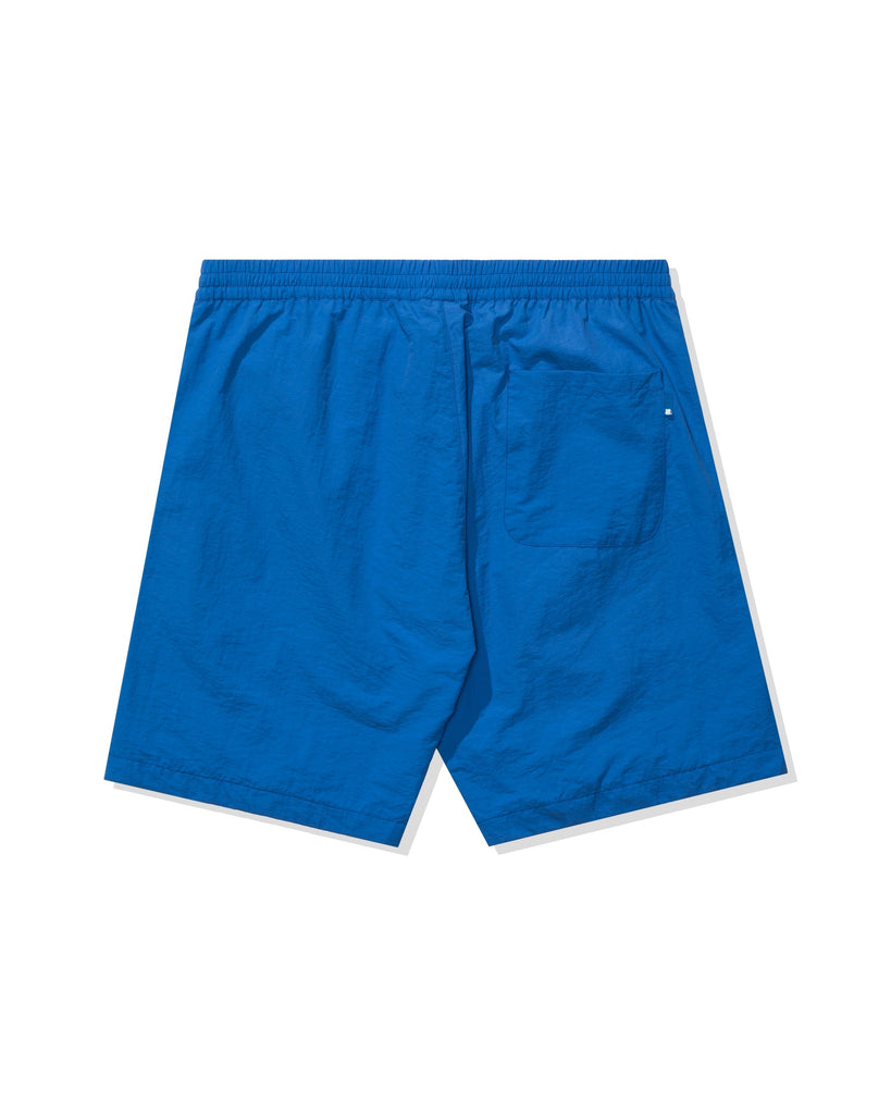UNDEFEATED ARCH NYLON SHORT