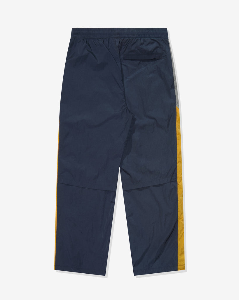 UNDEFEATED SOCCER WARM UP PANTS