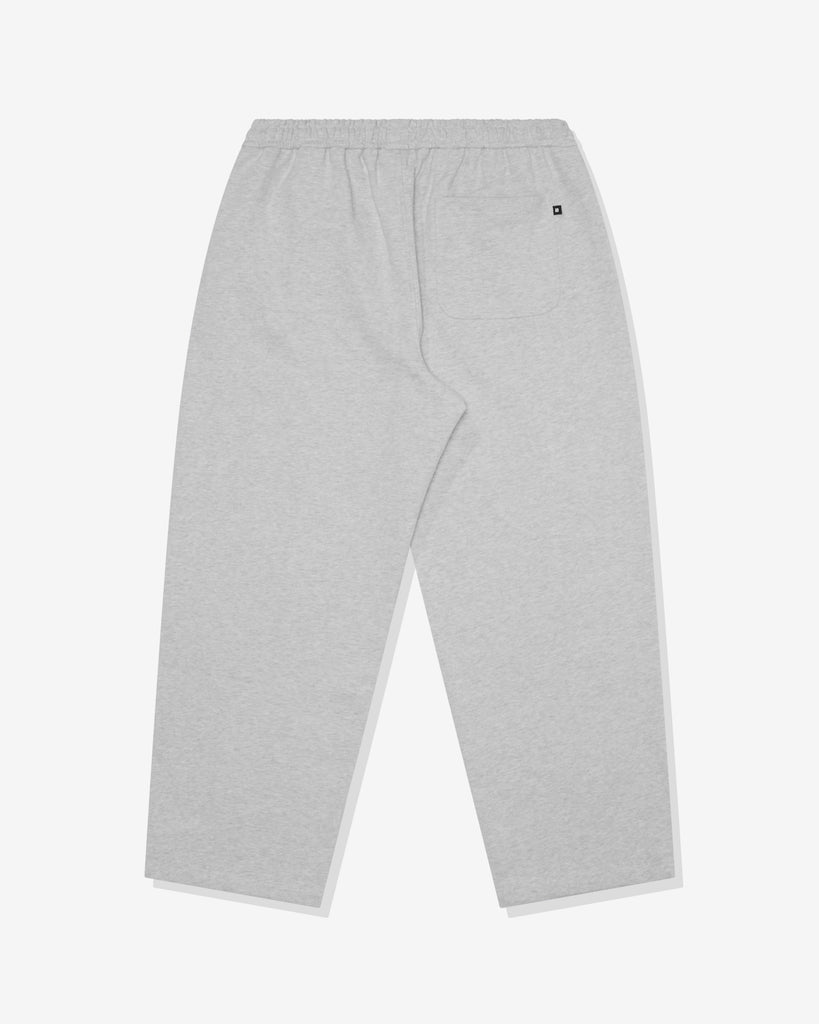 UNDEFEATED WIDEFIT SWEATPANTS