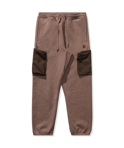 UNDEFEATED CONTRAST CARGO SWEATPANT