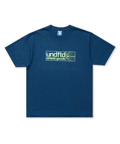 UNDEFEATED SONIC S/S TEE WHITE NAVY