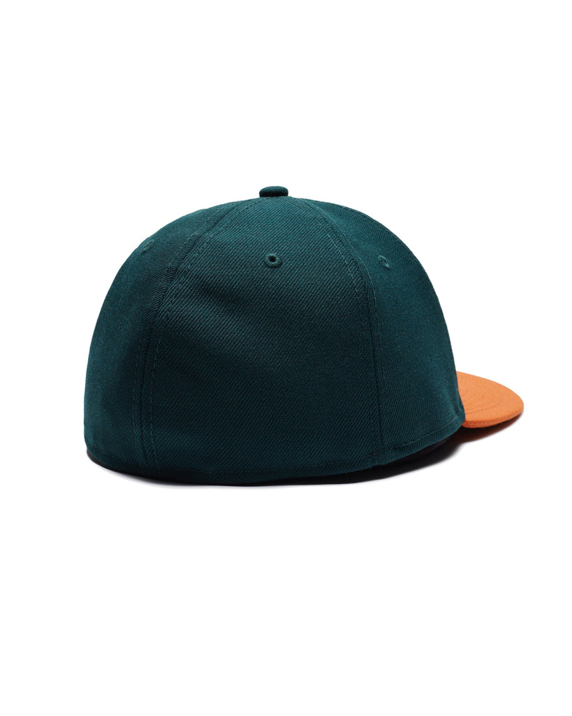 UNDEFEATED X NE ICON PATCH FITTED GREEN