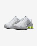 NIKE WMNS SHOX R4