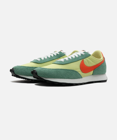 NIKE – UNDEFEATED JAPAN