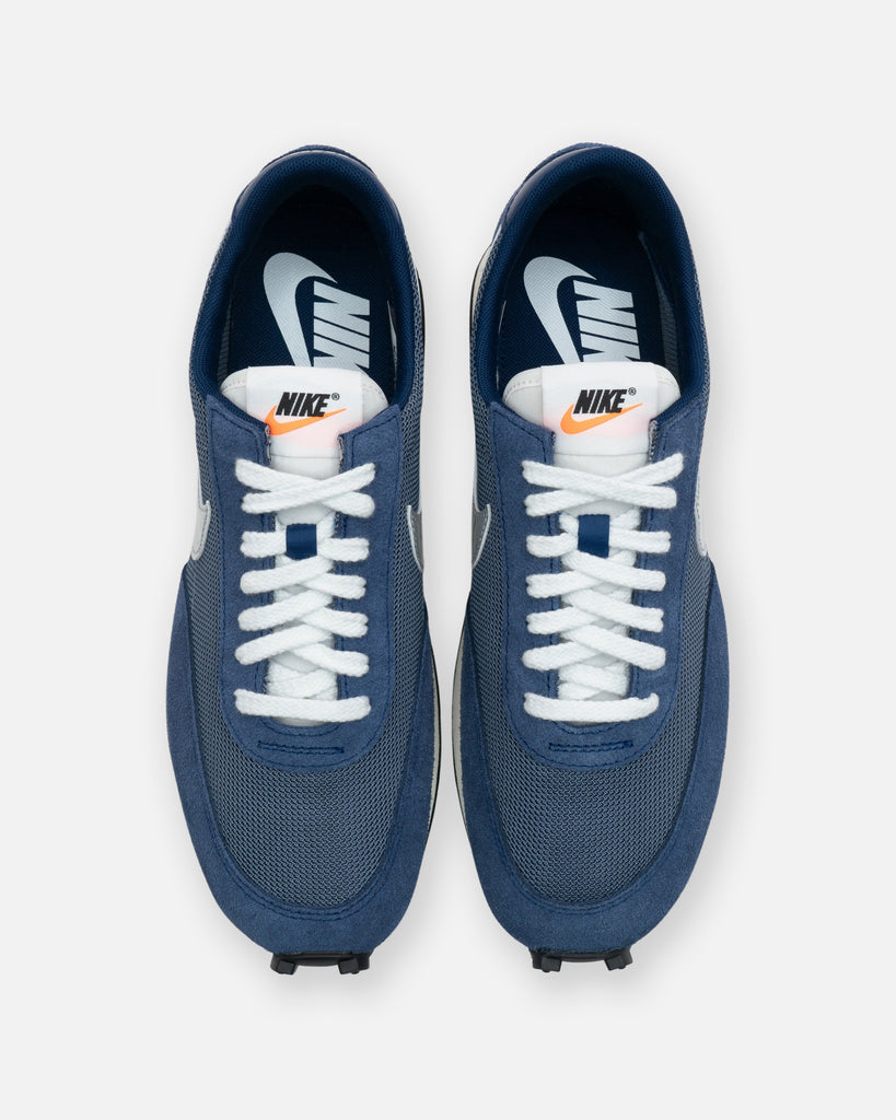 NIKE DAYBREAK SP