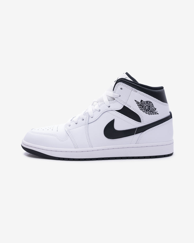 Air jordan cheap 1 undefeated