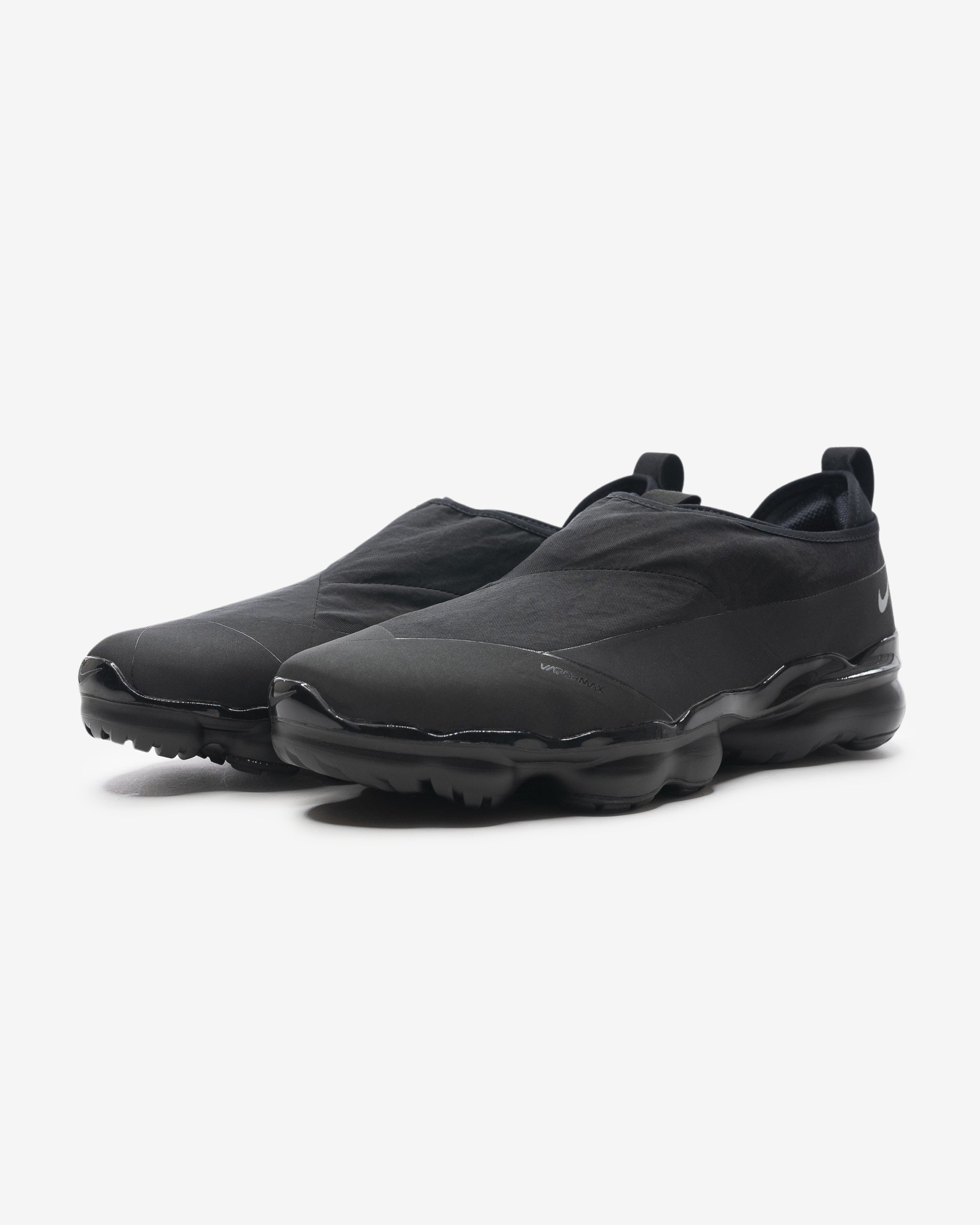 NIKE AIR VAPORMAX MOC ROAM – UNDEFEATED JAPAN