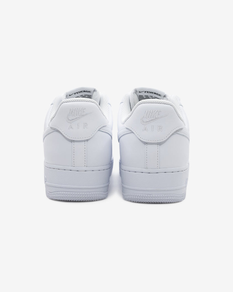 NIKE AIR FORCE 1 '07 FLYEASE