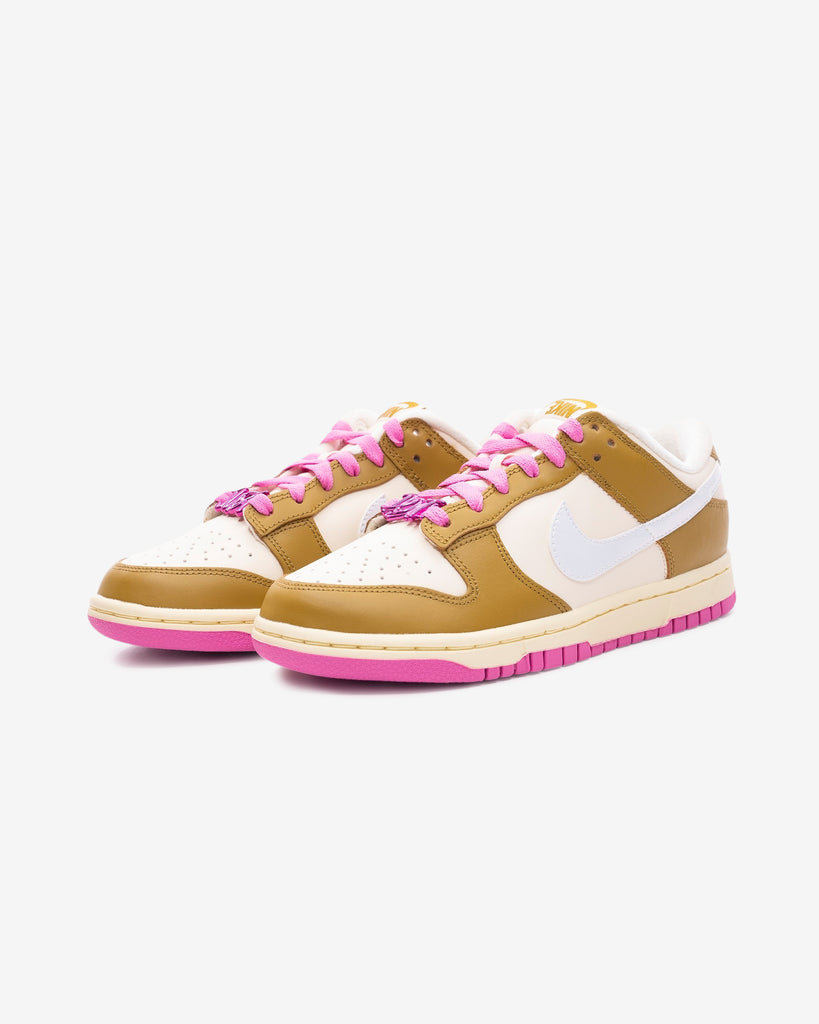 NIKE WMNS DUNK LOW SE