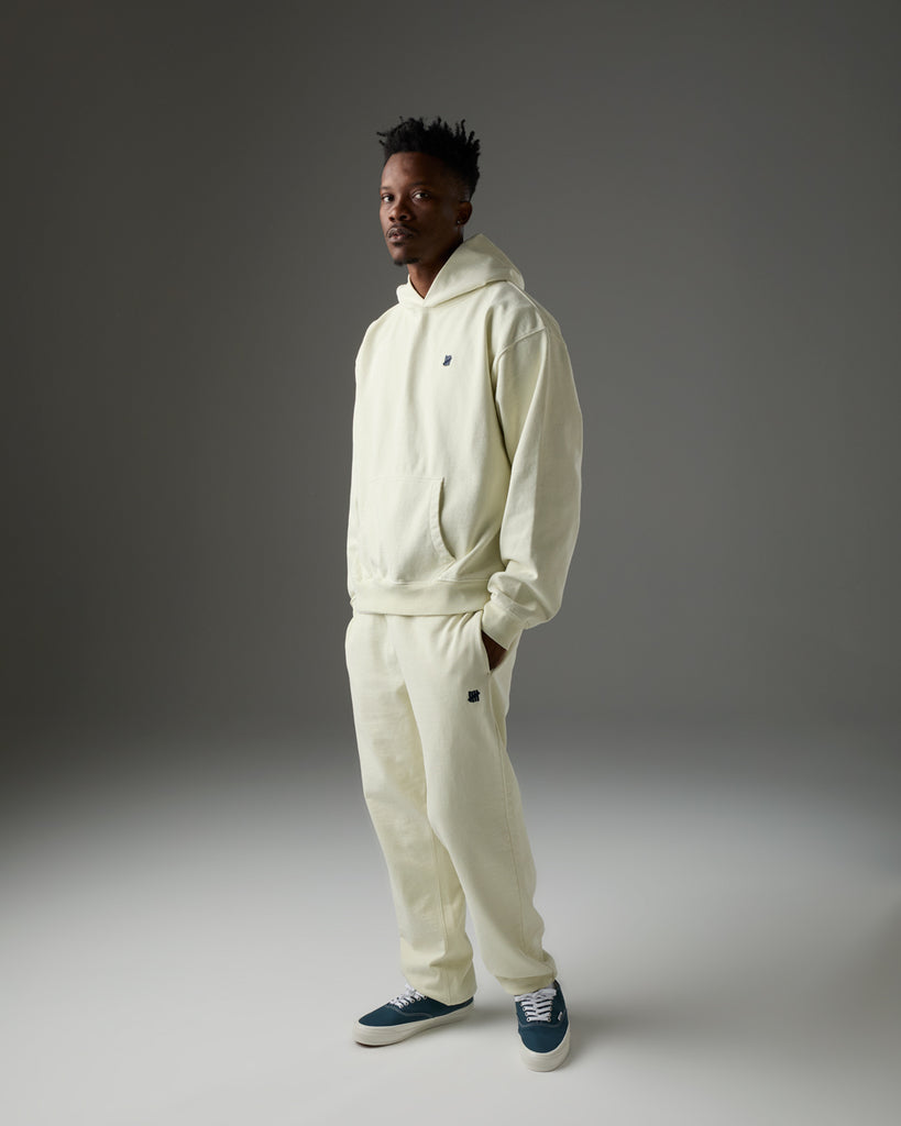 UNDEFEATED ICON PULLOVER HOOD